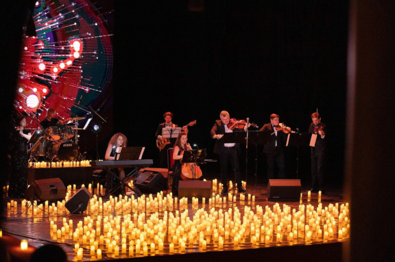 Концерт при свечах. Великие саундтреки от Людовика Эйнауди до Marvel и другие.